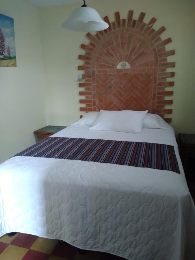 אנטיגואה גואטמלה Hotel Acatenango Inn מראה חיצוני תמונה