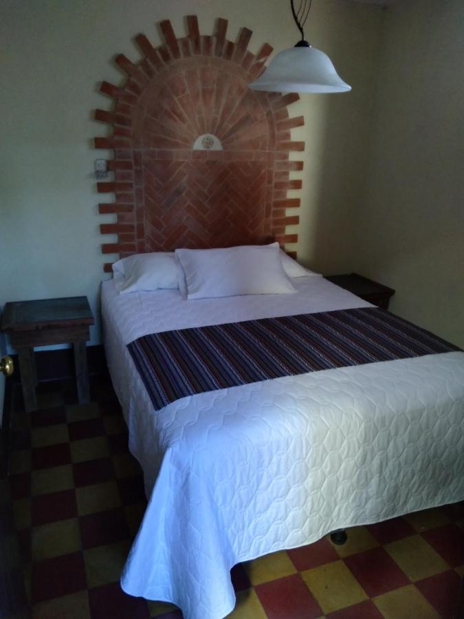 אנטיגואה גואטמלה Hotel Acatenango Inn מראה חיצוני תמונה