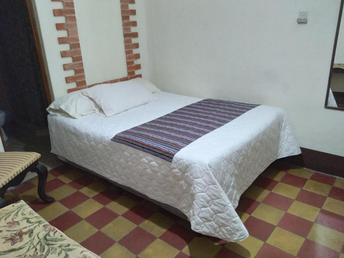 אנטיגואה גואטמלה Hotel Acatenango Inn מראה חיצוני תמונה