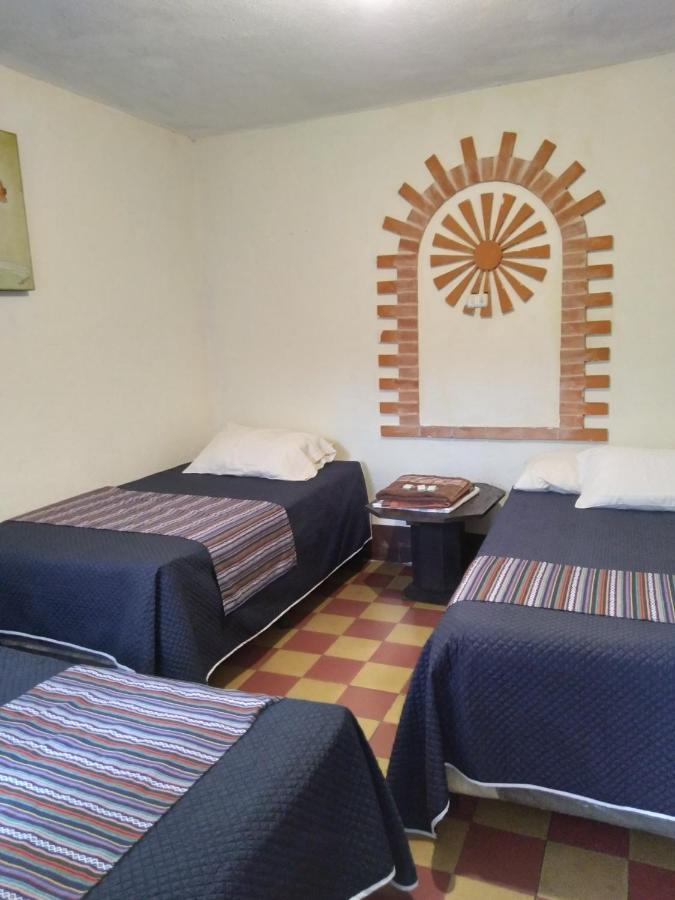 אנטיגואה גואטמלה Hotel Acatenango Inn מראה חיצוני תמונה